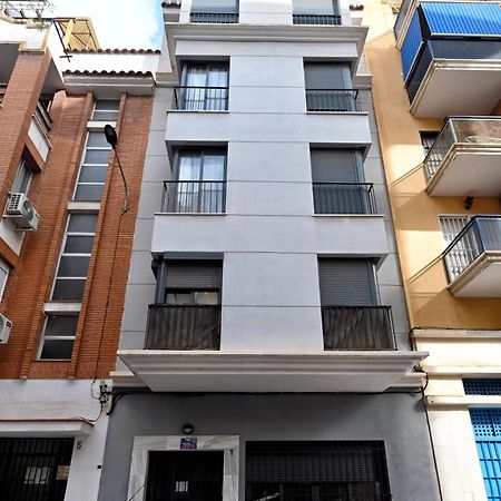 Love Rent4 Malaga Rene Exterior foto